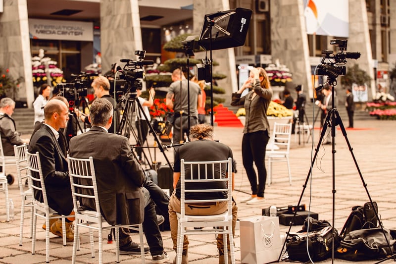 Interview Journalists